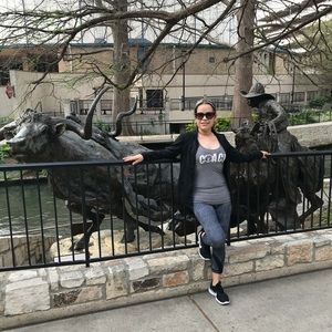 Meet your Posher, Veronica